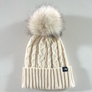 The North Face Oh Mega Fur
Pom Beanie